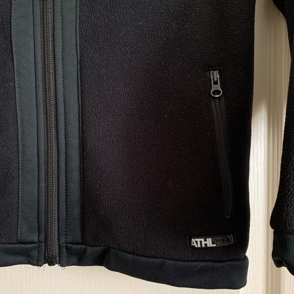 Boy’s Gap Fleece Jacket - Picture 4 of 5